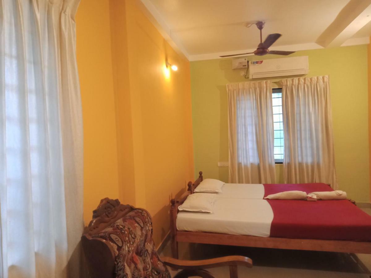 Frangipani Holiday Home Fort Kochi Luaran gambar